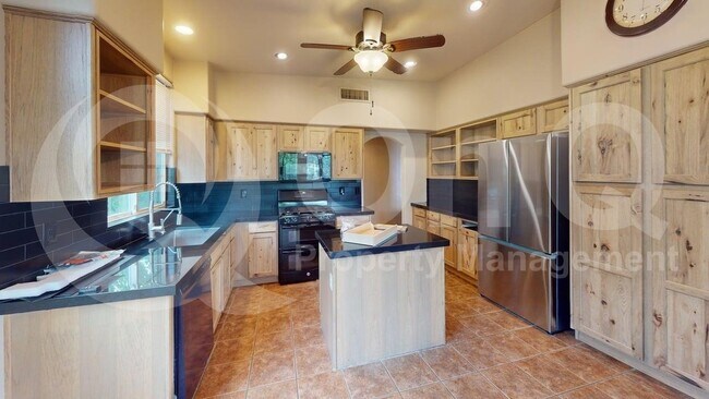 Foto del edificio - 11651 N Verch Way