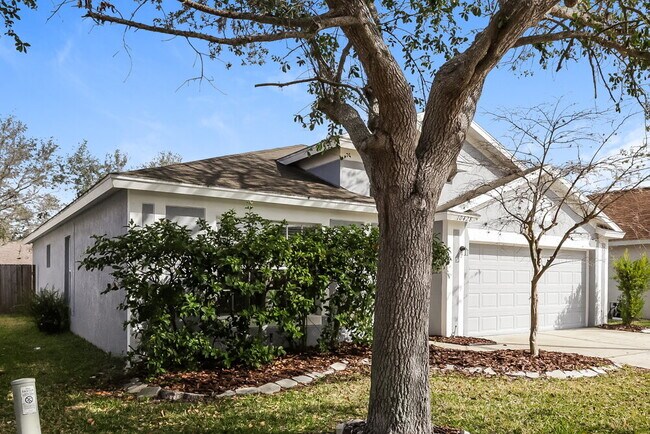 Building Photo - 10428 Hunters Haven Blvd