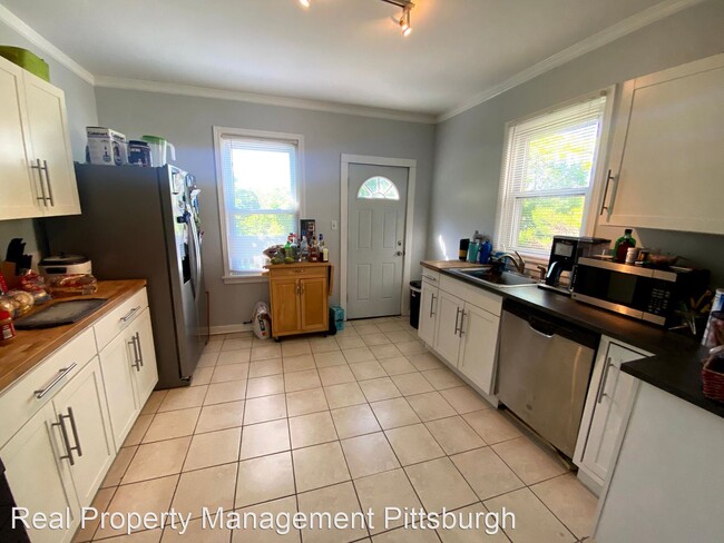 Building Photo - 2 br, 1.5 bath House - 6314 Saint Marie St.
