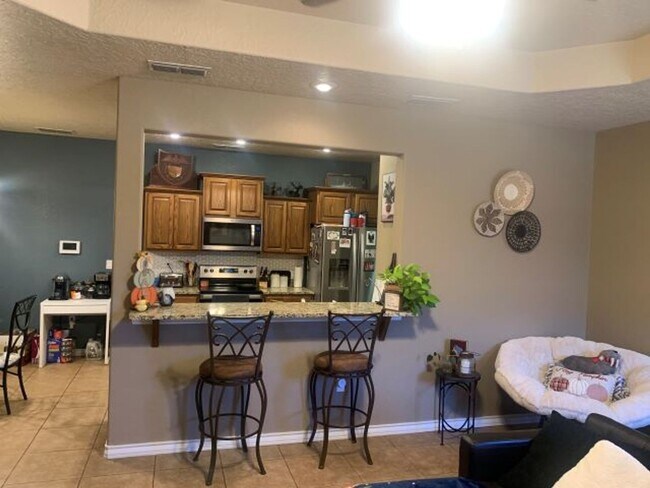 Building Photo - 2533 Fred Dougherty Ave Clovis NM