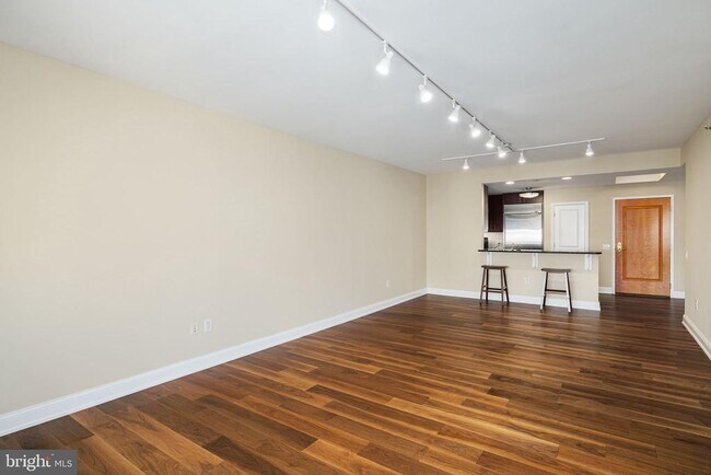 Foto del edificio - 440 S Broad St