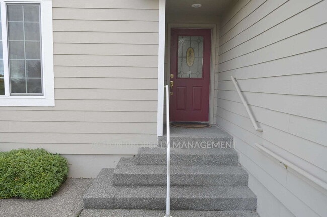 Building Photo - 3 bed 2 bath home in Sequim