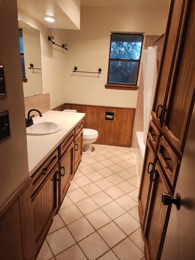Building Photo - 3502 Bland Ct