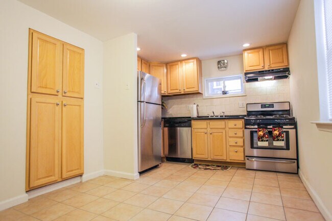 Foto del edificio - BEAUTIFUL PENNSPORT RENTAL HOME - FABULOUS...