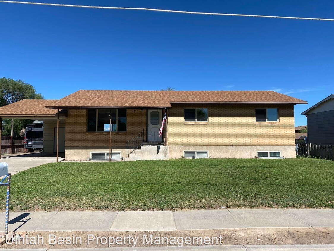 3 br, 2 bath House 443 S 600 W House for Rent in Vernal, UT