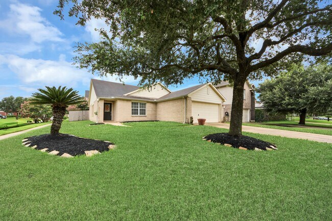 Building Photo - 3815 Pebble Garden Ln