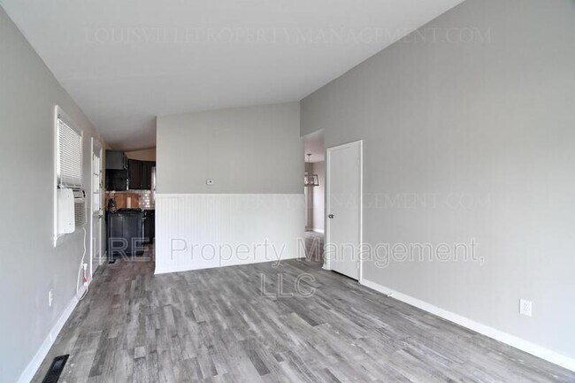 Building Photo - 5009 Delaware Dr