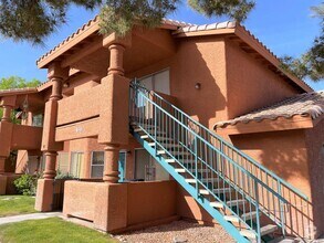 Building Photo - 941 Mesquite Springs Dr