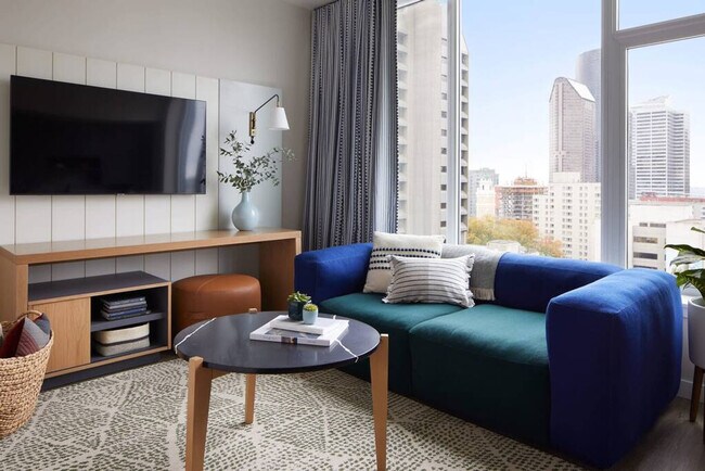 Building Photo - 1122 Madison St