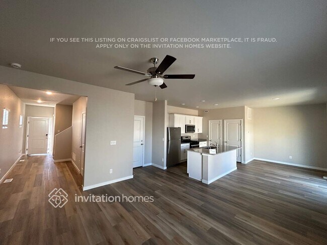 Foto del edificio - 7215 Dolores Ave