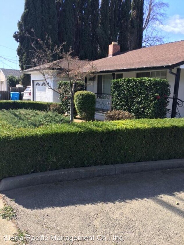 3 br, 2 bath House 64 Clark Avenue House Rental in Yuba City, CA