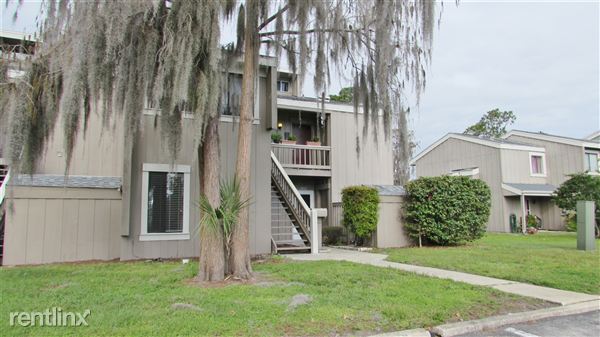 Building Photo - 5842 Peregrine Ave