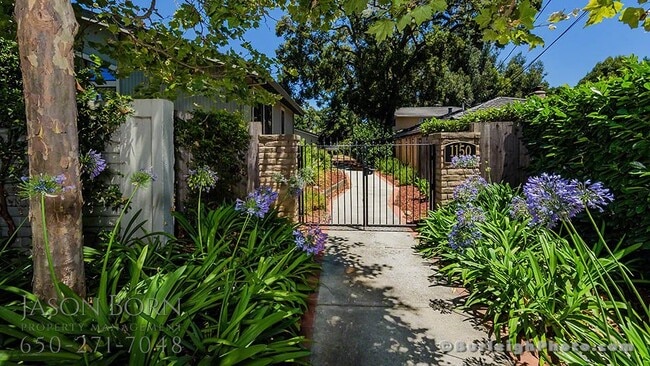 Photo - 1150 Pine St Townhome