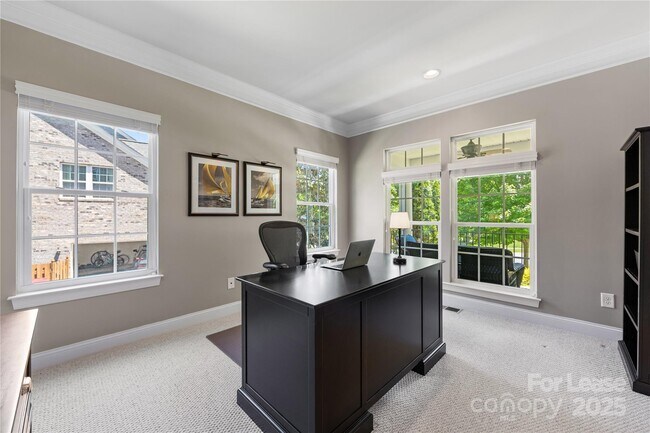 Foto del edificio - 10716 Meg Meadow Dr