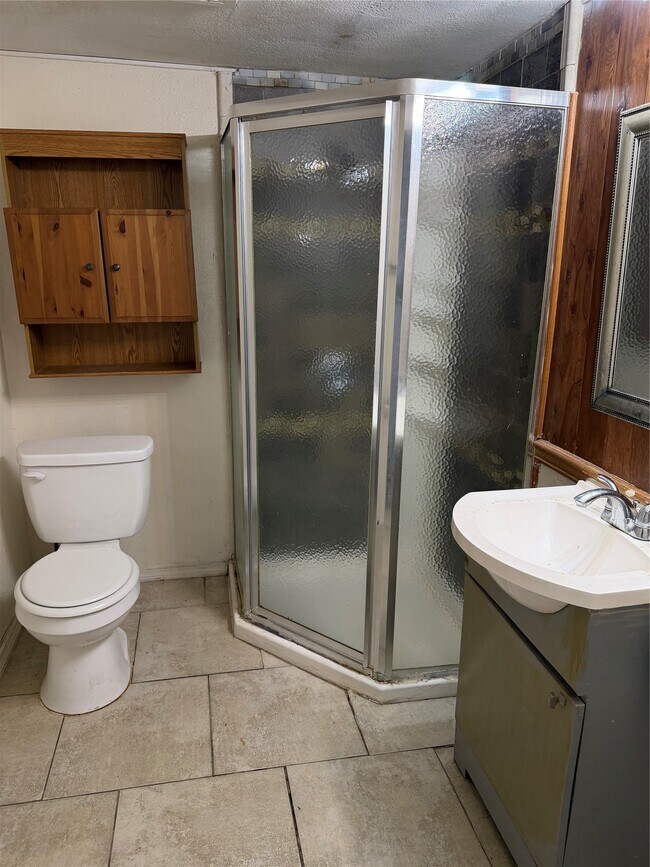 Foto del edificio - 323 Reppert St