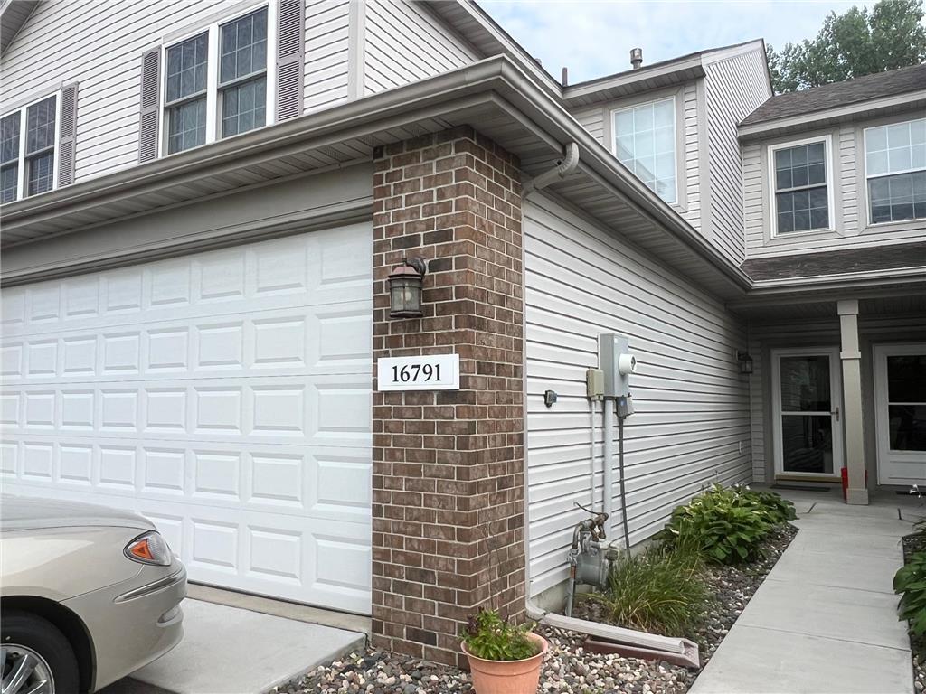 Foto principal - 16791 39th Ave N