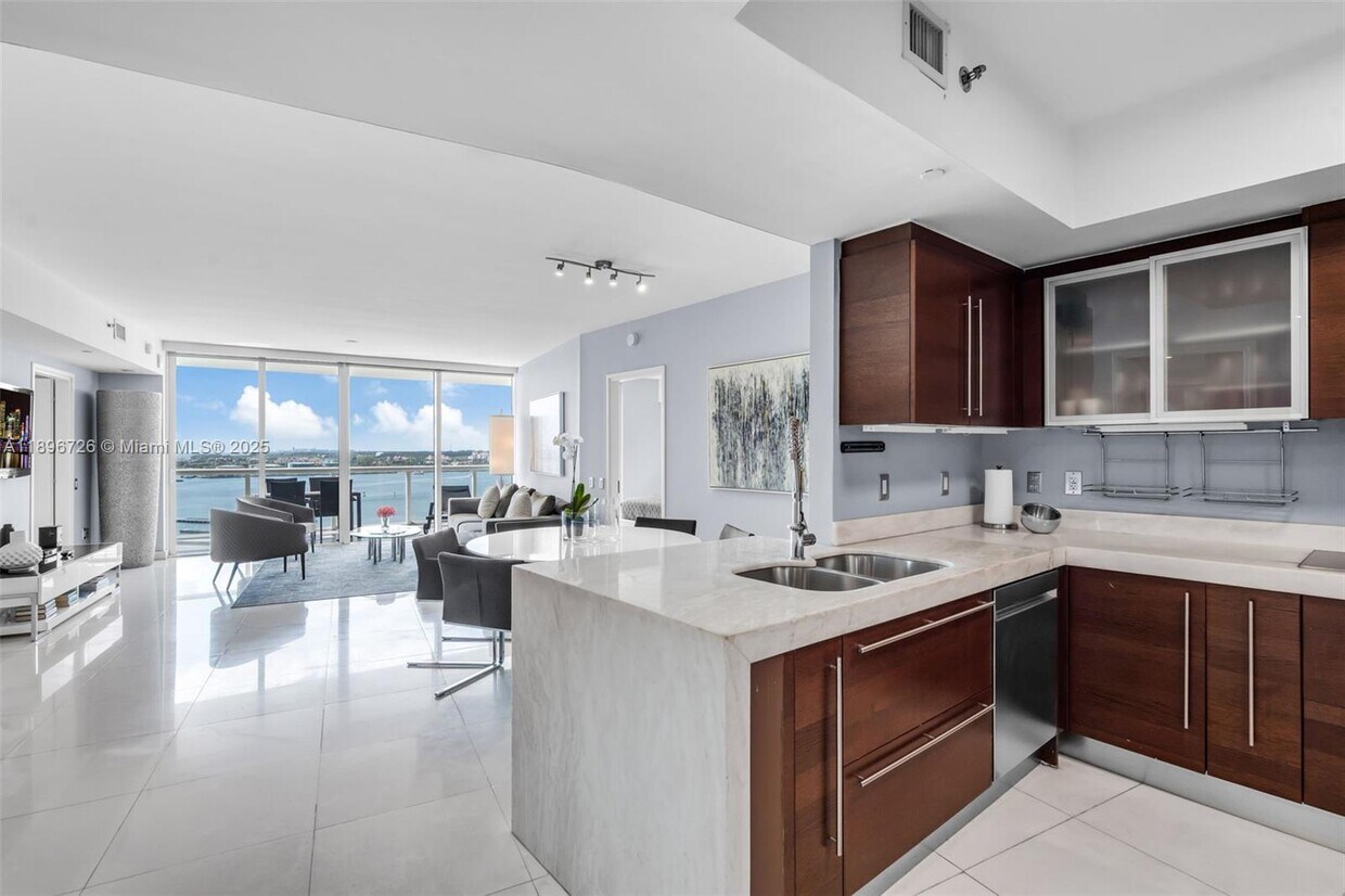 Foto principal - 450 Alton Rd