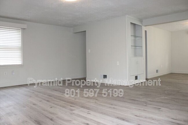 Foto del edificio - 760-762 N 100 W