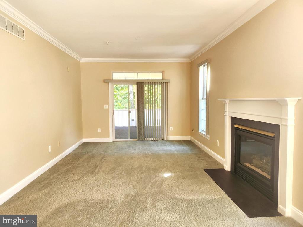 Primary Photo - 7701 Stratfield Ln