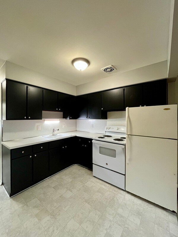 Foto del edificio - 1454 Goddard Rd