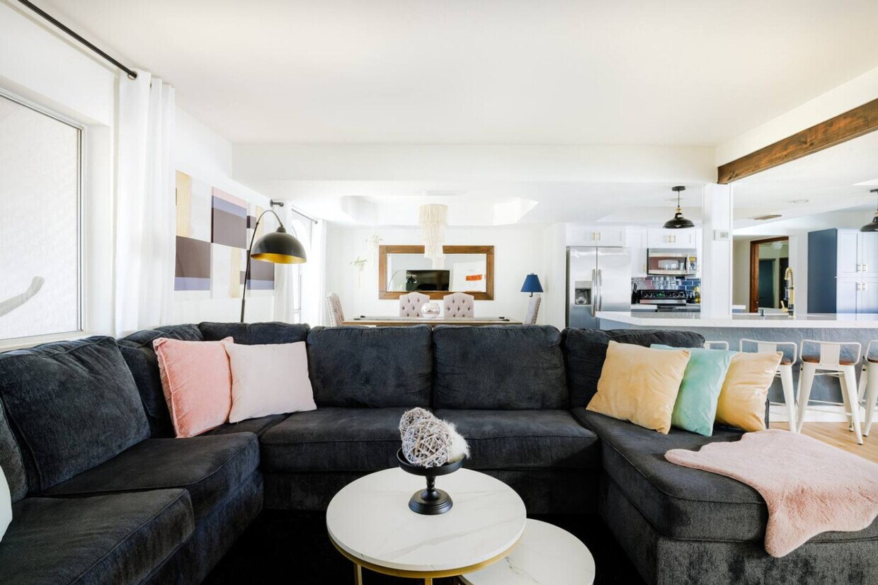 Foto principal - 7020 E Friess Dr