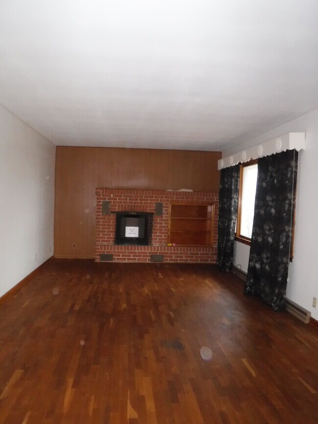 906 Cook Rd, Saint Joseph, MO 64505 House Rental in Saint Joseph, MO