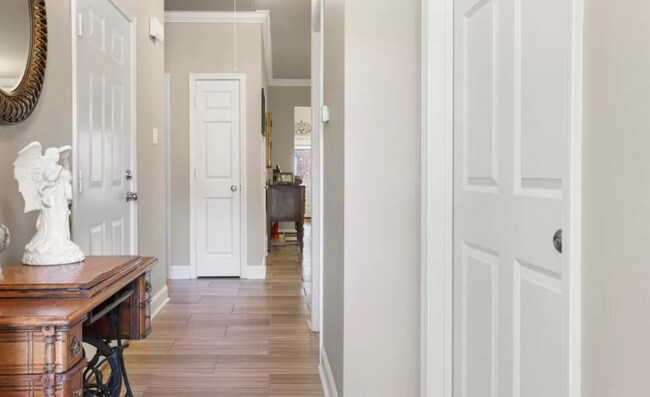 Foto del edificio - 14239 Woodchase Ct