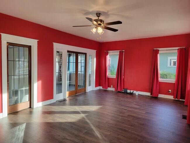 Foto del edificio - 3709 Hoyt Ave