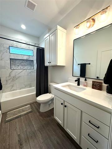 Foto del edificio - 4617 Seals Ln