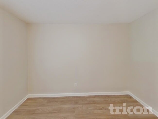 Building Photo - 176 Cottage Lake Way