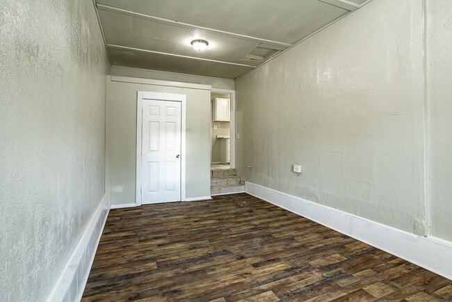 Building Photo - 1808 Magnolia St