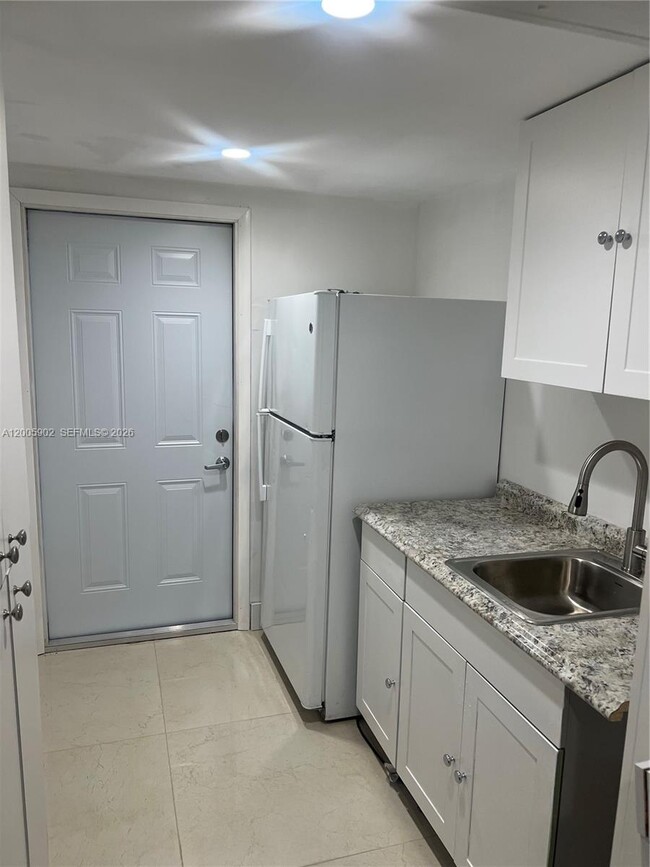 Foto del edificio - 9945 SW 164th Terrace