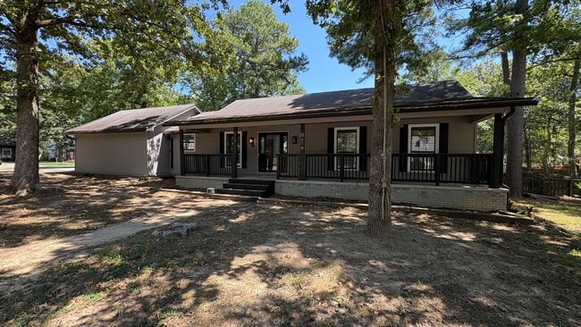 Building Photo - 2312 Coraltree Dr