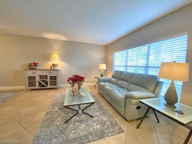 Foto del edificio - 13501 Stratford Pl Cir