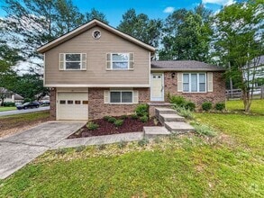 Building Photo - 100 Roswell Farms Ct