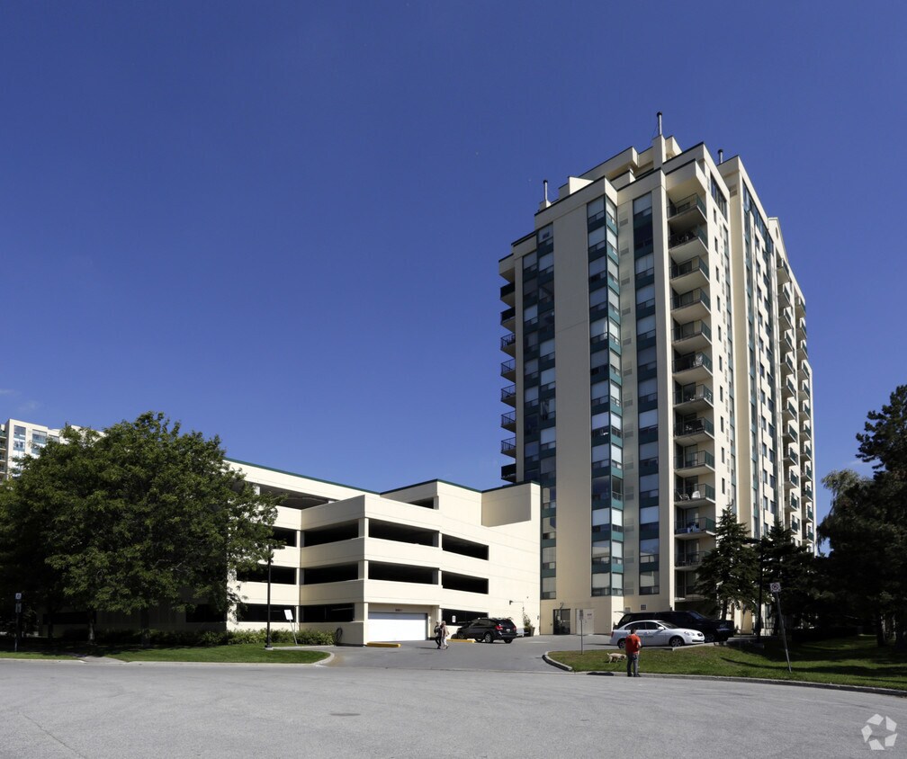 The Regatta Apartments 75 Ellen St Barrie, ON