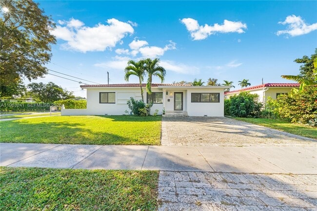 Building Photo - 6060 SW 16th Terrace