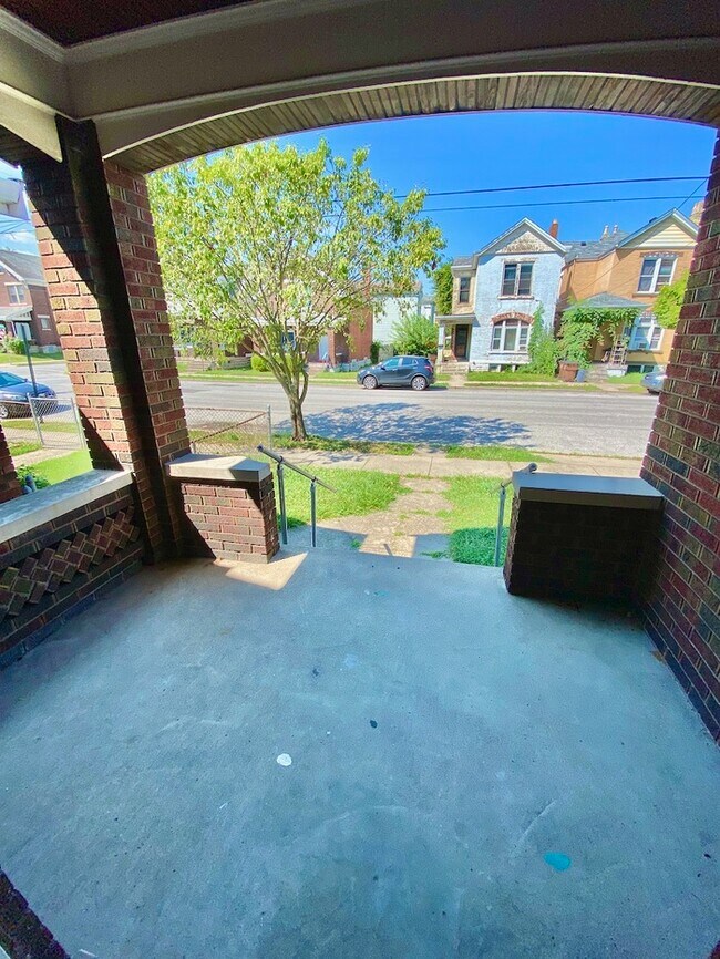 Foto del edificio - Beautifully Maintained Covington Single Fa...
