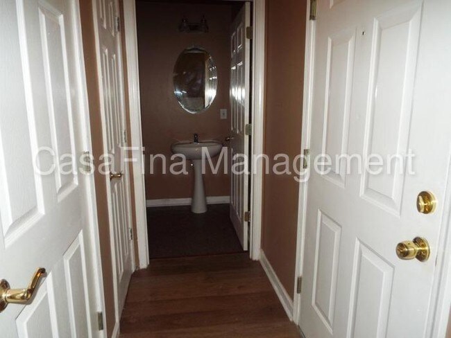 Foto del edificio - 2584 Laurel Cir NW