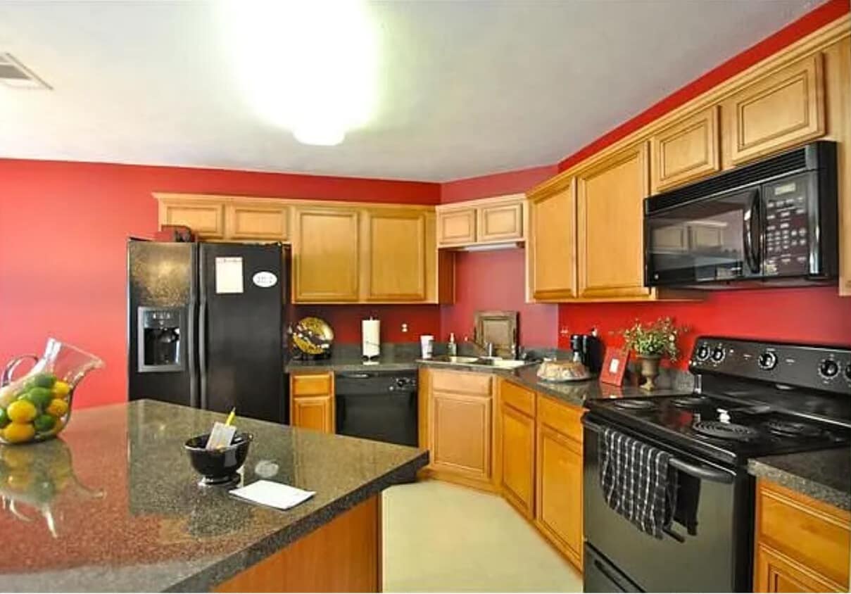 Building Photo - 135 Antler Ridge Cir