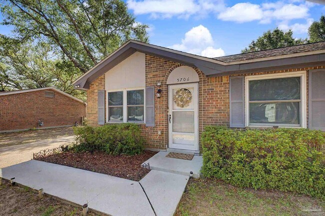 Foto del edificio - 5706 Ventura Ln
