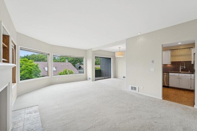 Foto del edificio - 2 bedroom in Seattle WA 98109