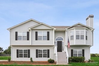 Building Photo - 282 Clara Bell Way Building Photo - 282 Clara Bell Way