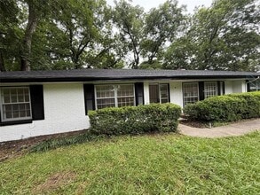 Building Photo - 1406 Beaumont Dr