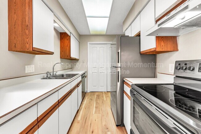 Foto del edificio - 930 E Primrose St