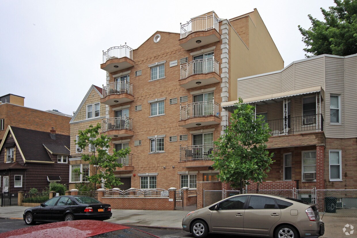 Foto del edificio - 30-76 38th St