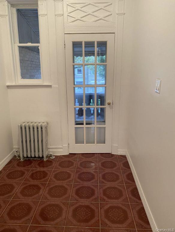 Foto del edificio - 1270 42nd St