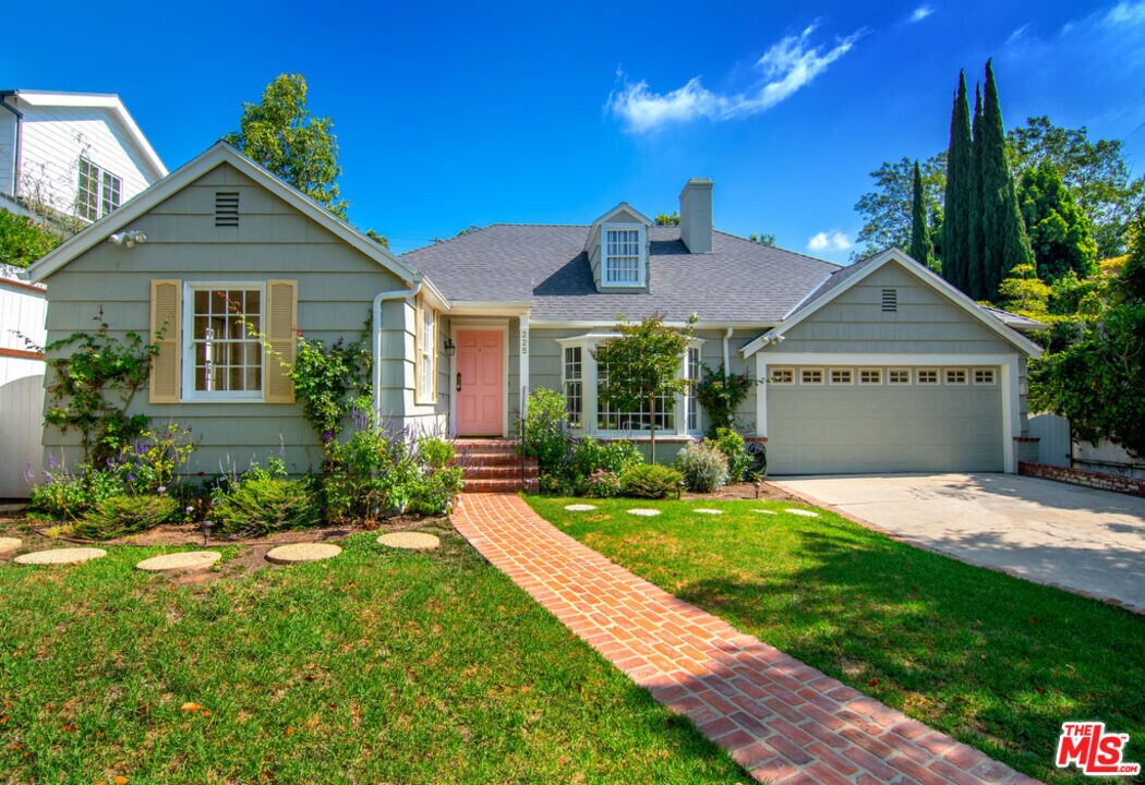 Foto principal - 225 23rd St