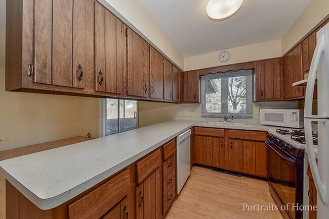 Building Photo - 636 62nd St