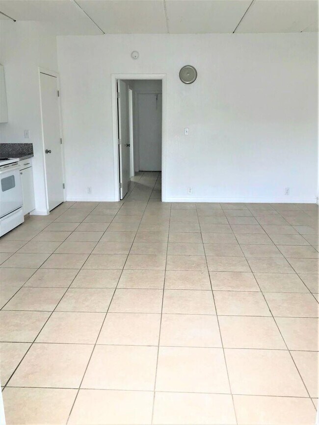 Foto del edificio - 3611 N Dixie Hwy